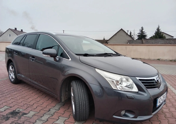 Toyota Avensis cena 26900 przebieg: 199000, rok produkcji 2009 z Biała małe 742